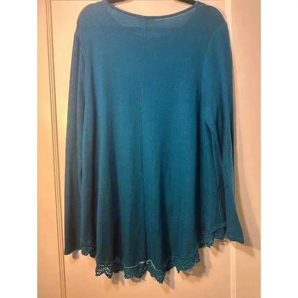Altard State Blue High-Low Lace Hem Top Size Large - Picture 4 of 4